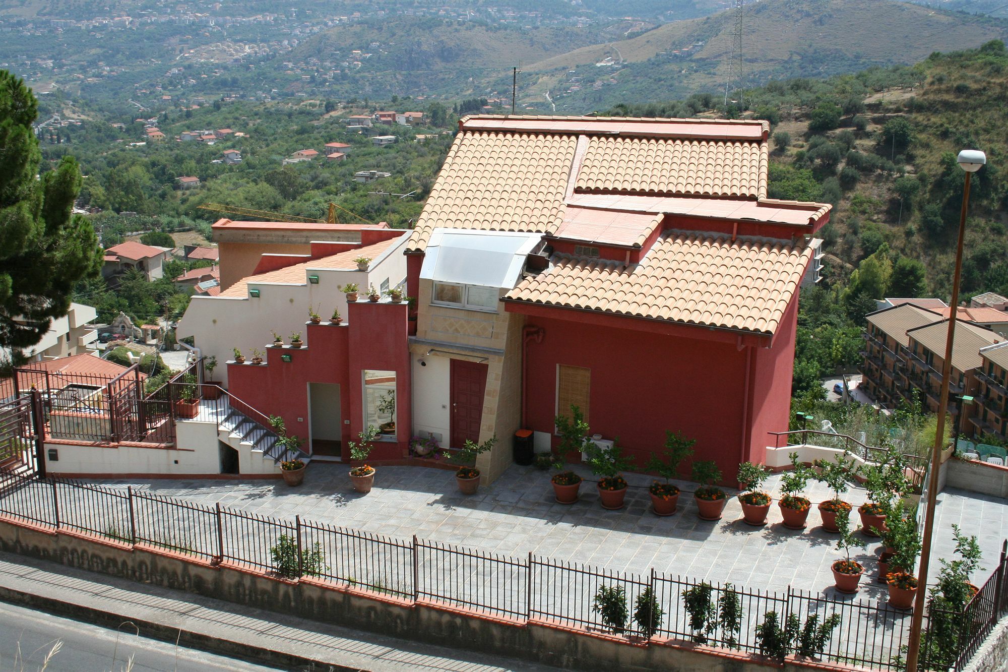 Bnb Casa Rossa Monreale Eksteriør bilde